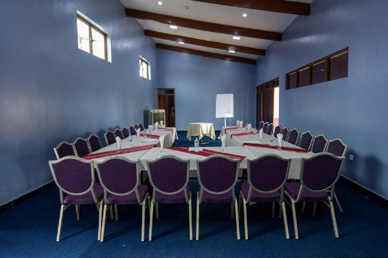 Orient Park Hotel Kigali Exterior photo